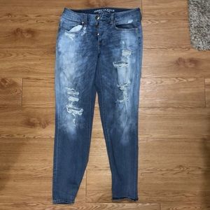 American Eagle “Tomgirl” jeans